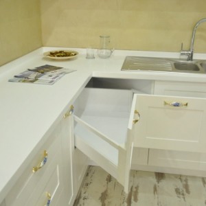 Köşe Çekmece-Blum-Antaro