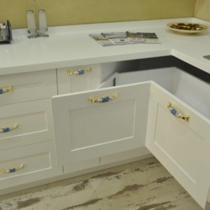 Köşe-Çekmece-Blum-Antaro